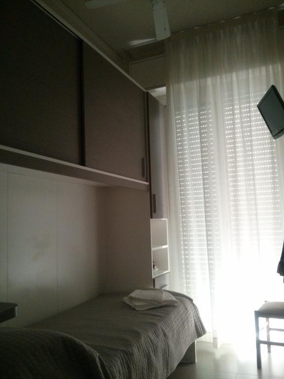 Hotel Sant'Elena Ρίμινι Δωμάτιο φωτογραφία